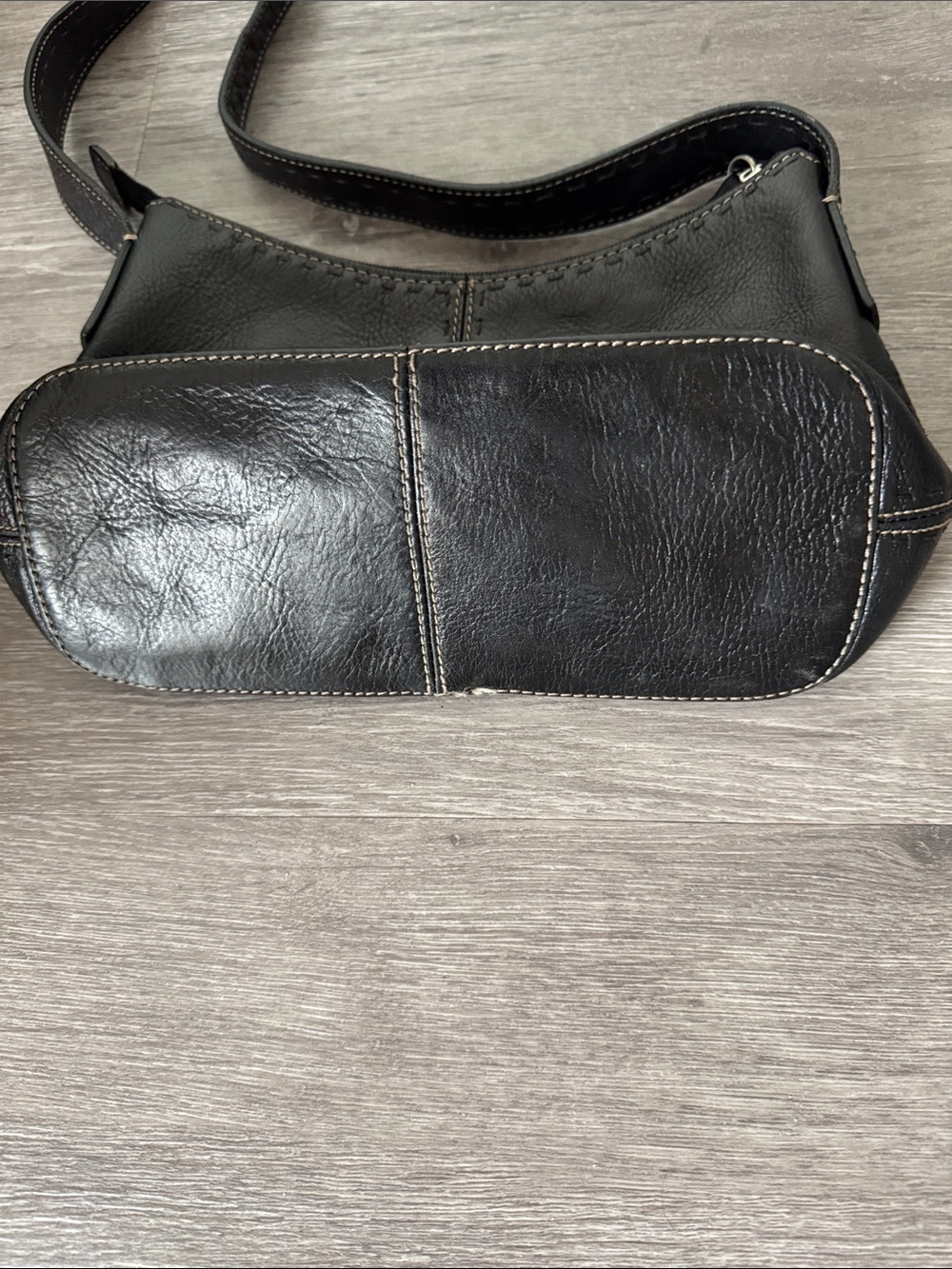Fossil Pebbled Leather Shoulder Bag in Chocolate Brown - Picture 5 of 9
